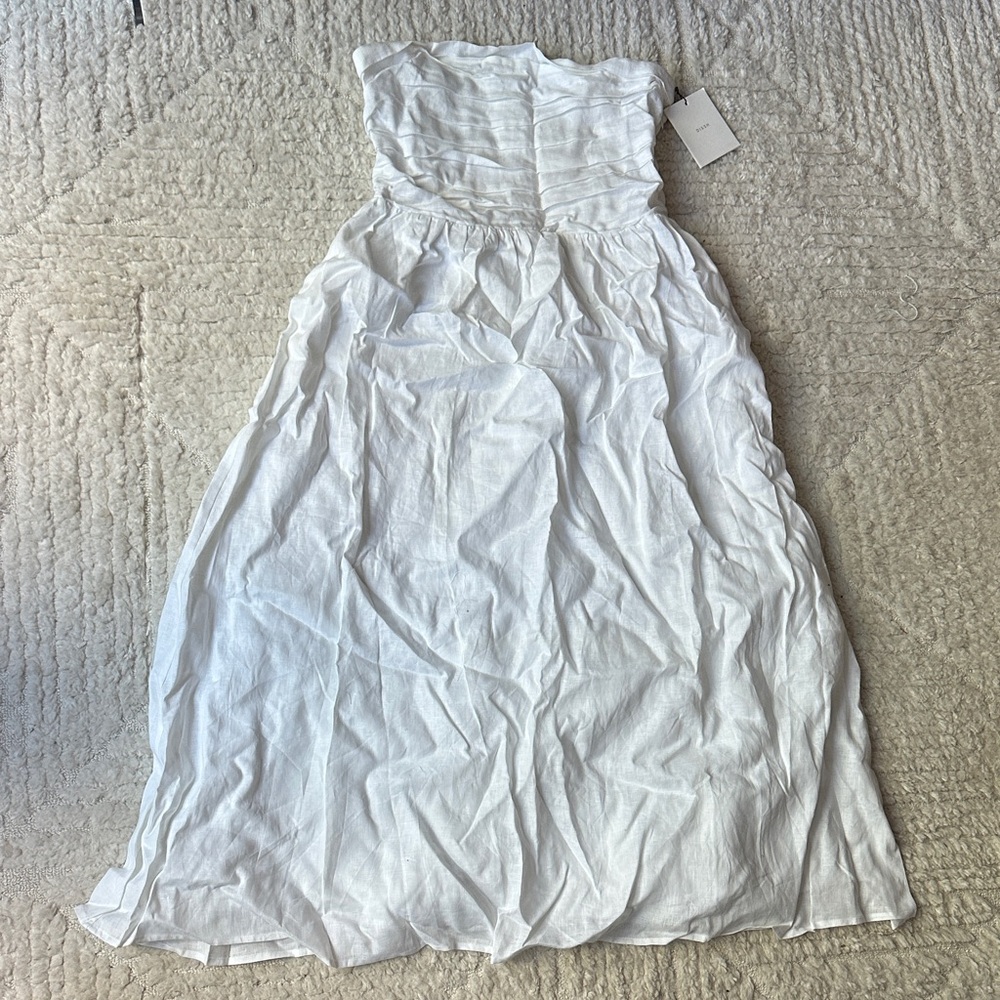 DISSH White Strapless Linen Dress